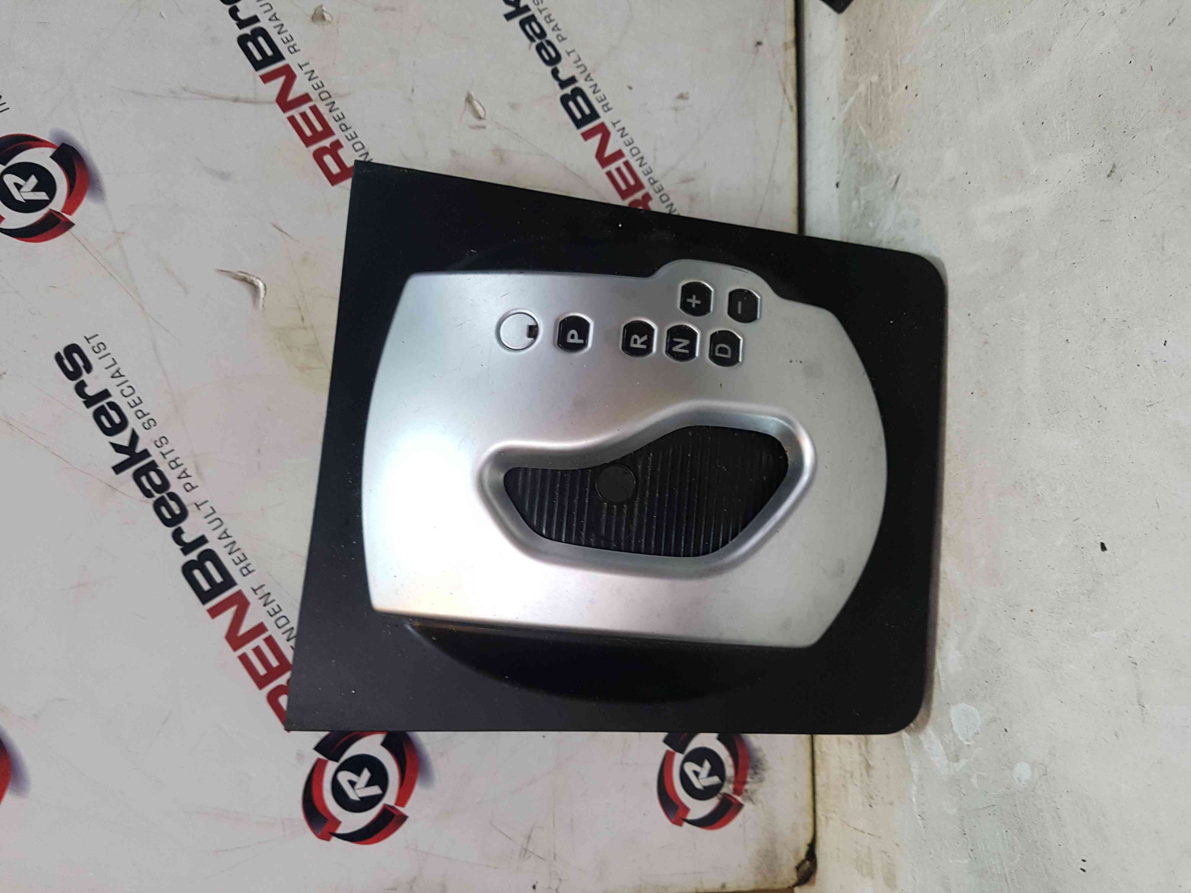 Thumb 2 Renault Koleos 2008-2015 Gearstick Automatic Trim