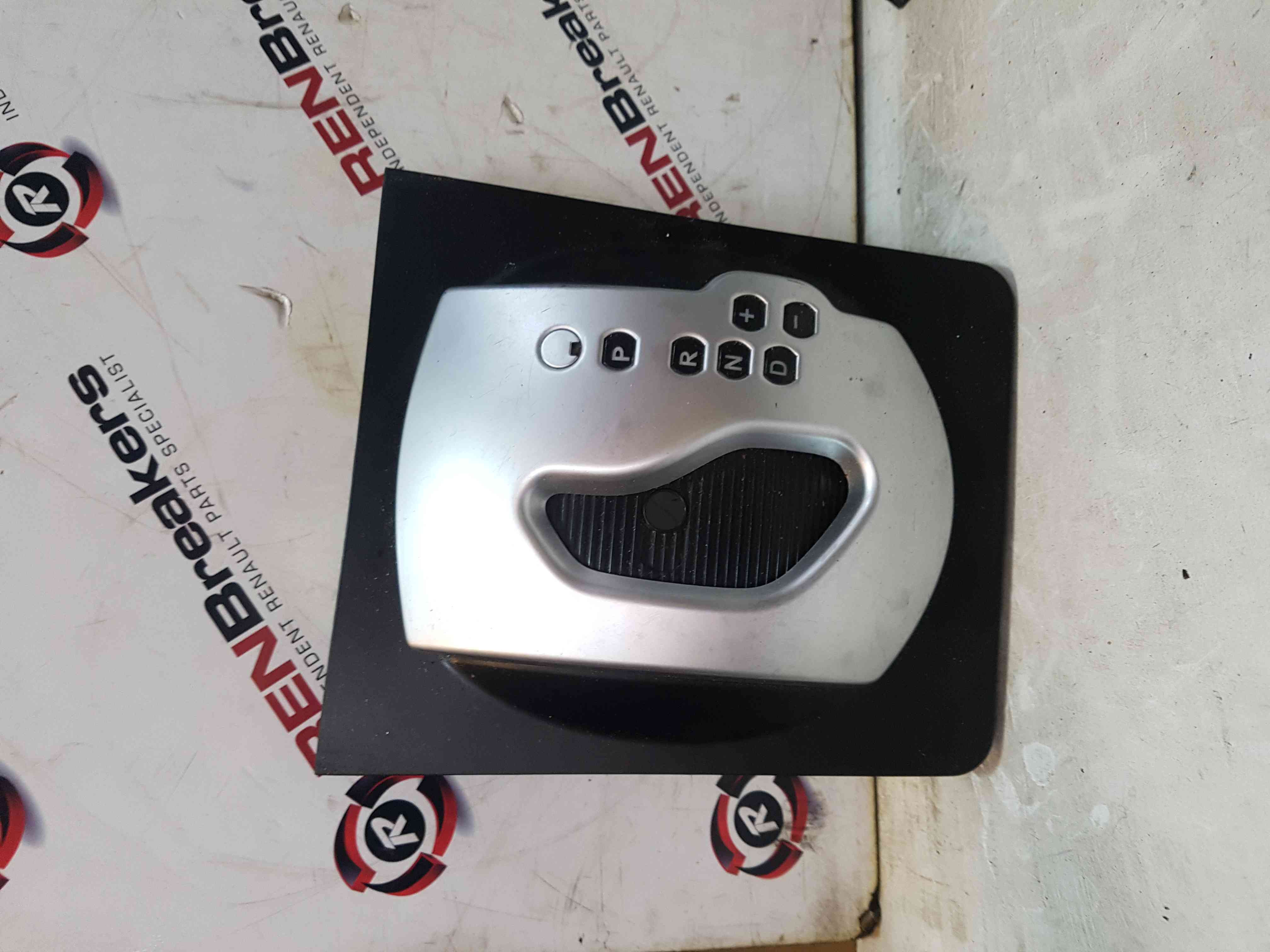 Renault Koleos 2008-2015 Gearstick Automatic Trim