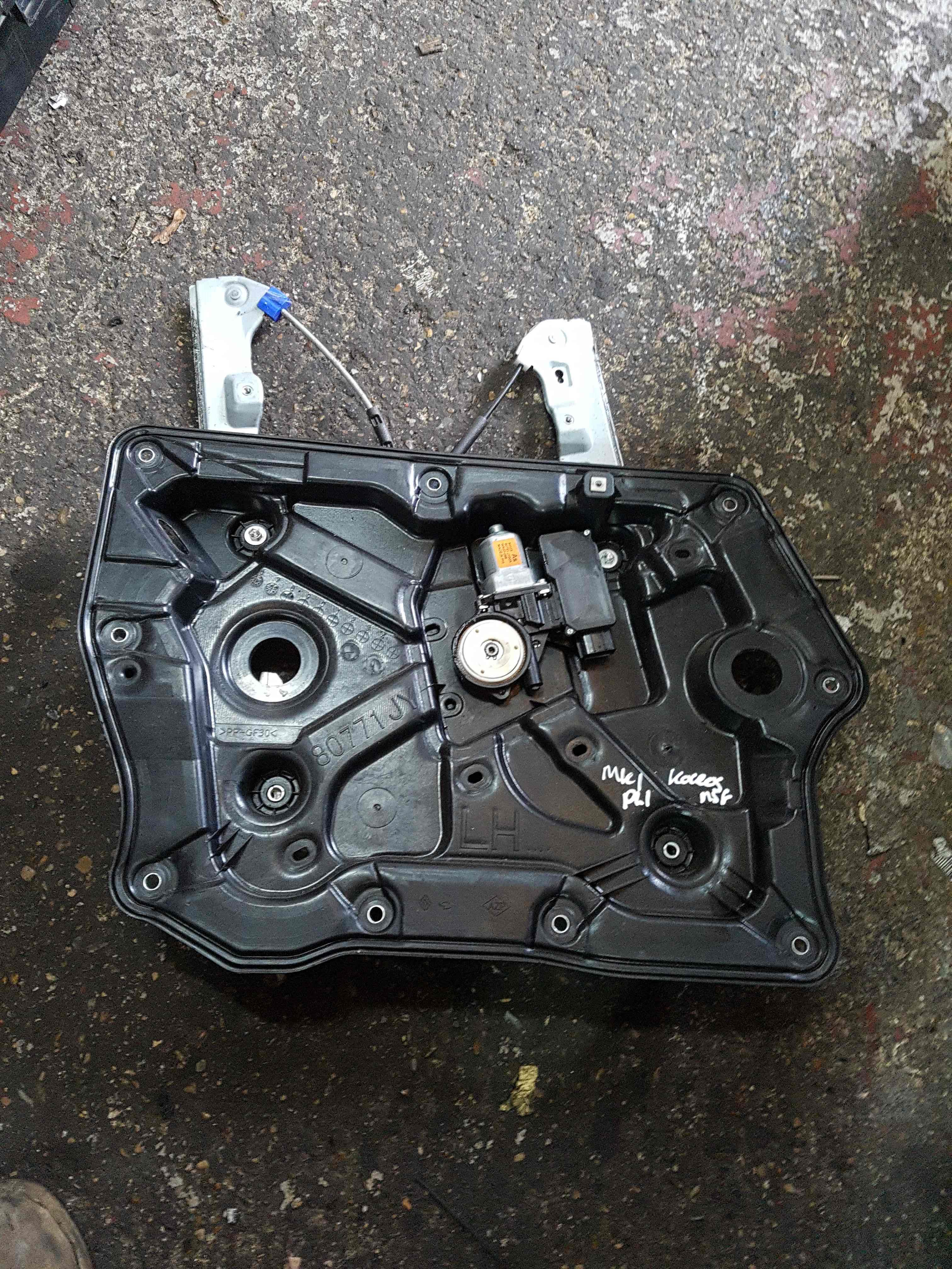 Renault Koleos 2008-2015 Passenger NSF Front Window Motor Regulator 80751Jy00a