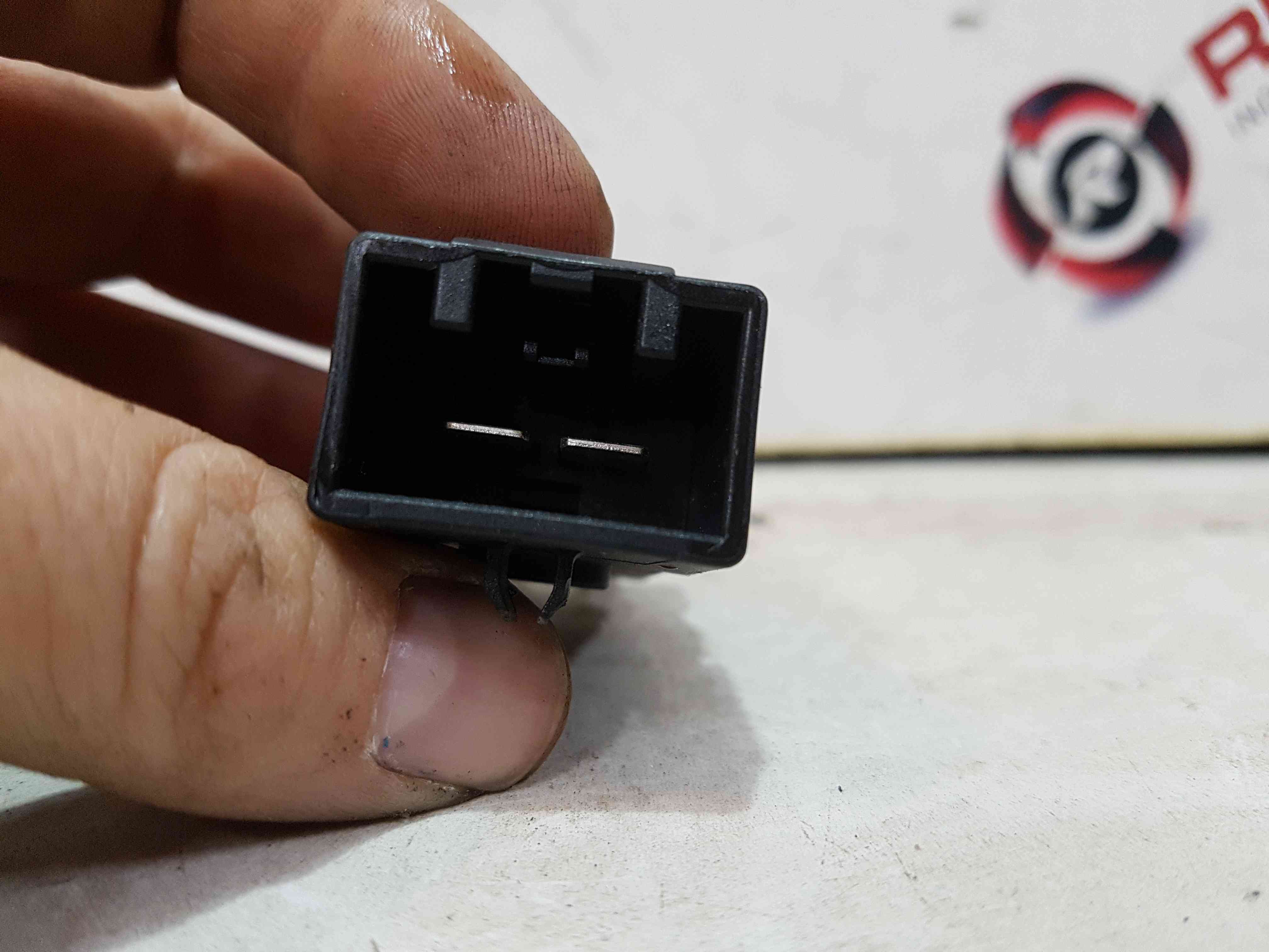 Thumb 5 Renault Koleos 2008-2015 Radio Antenna Amplifier Booster 283632499R
