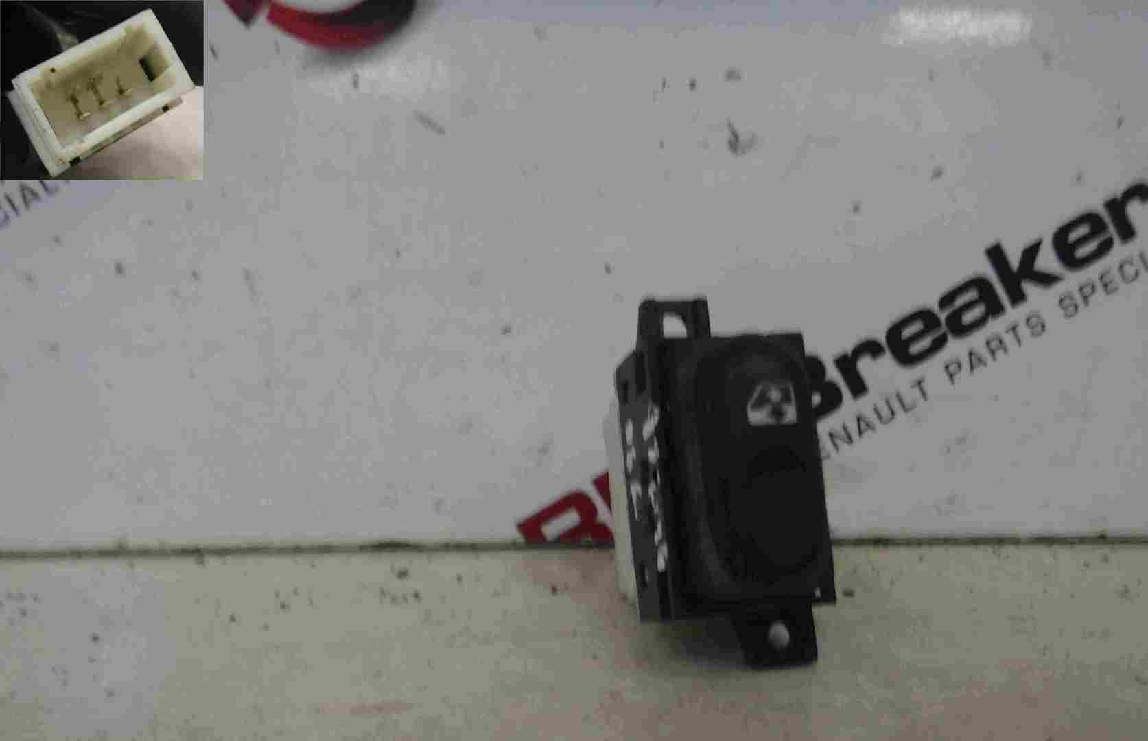 Renault Laguna 1993-1999 Drivers OSF Front Window Switch White Plug