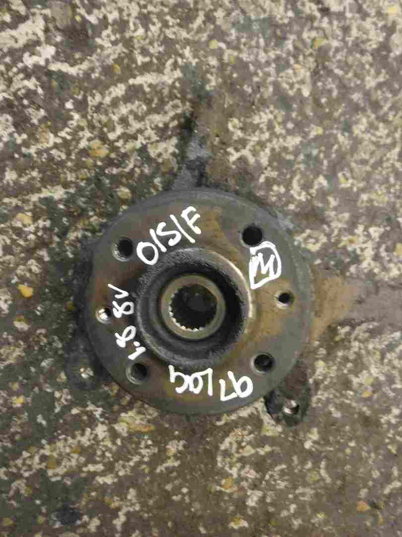 Renault Laguna 1997-1999 1.8 8v Drivers OSF Front Wheel Hub + Bearing