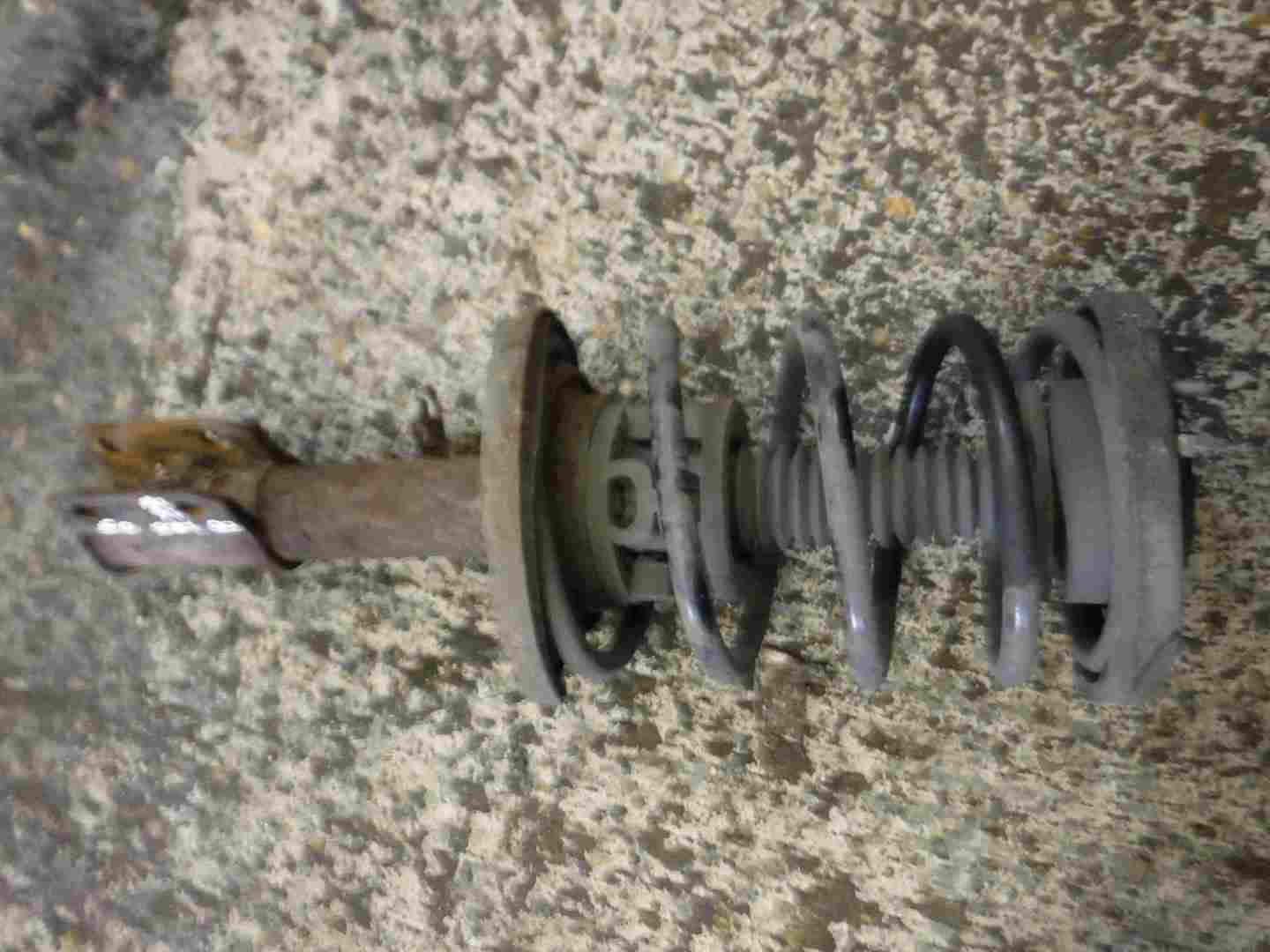 Renault Laguna 1999-2000 1.6 16v Drivers OSF Front Spring Shock Suspension