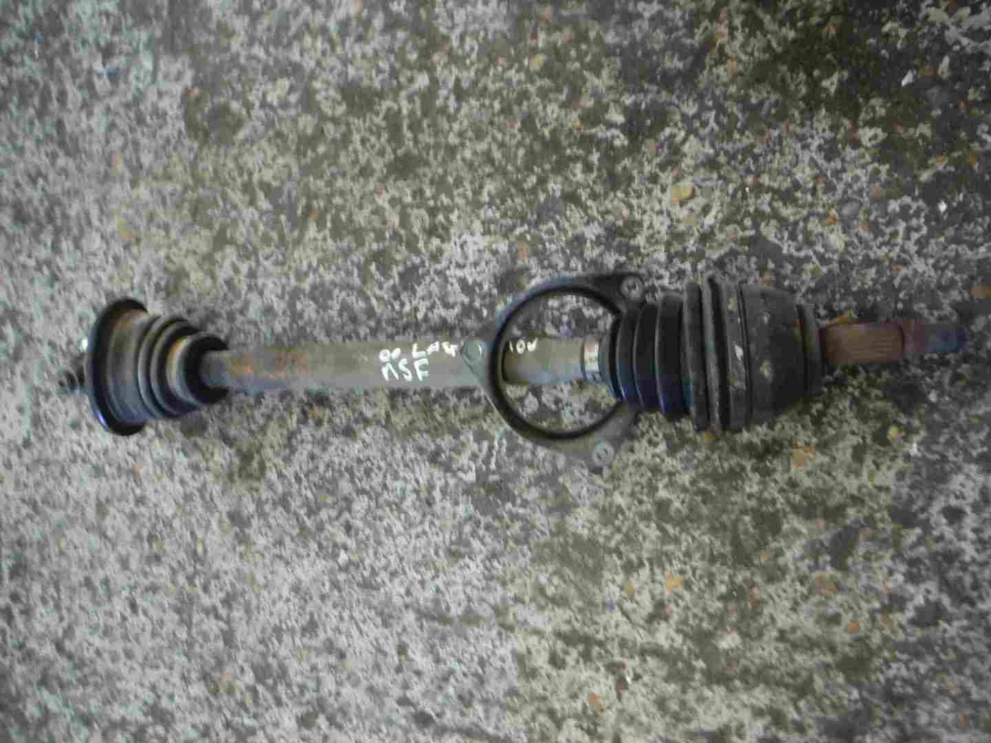 Renault Laguna 1999-2000 1.8 16v Passenger NSF Front Driveshaft