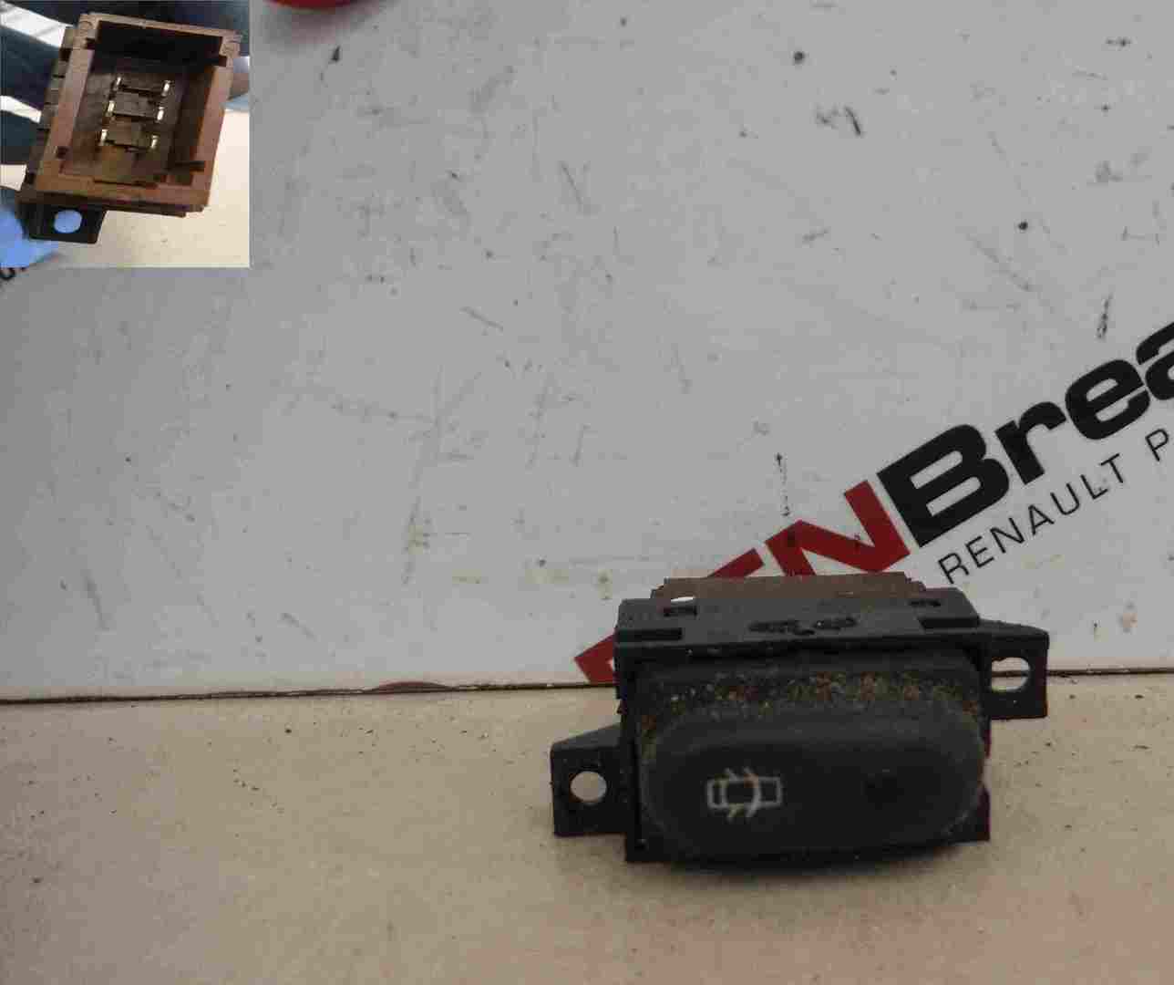 Renault Laguna 1999-2000 Door Open Central Locking Switch Button Brown Plug 