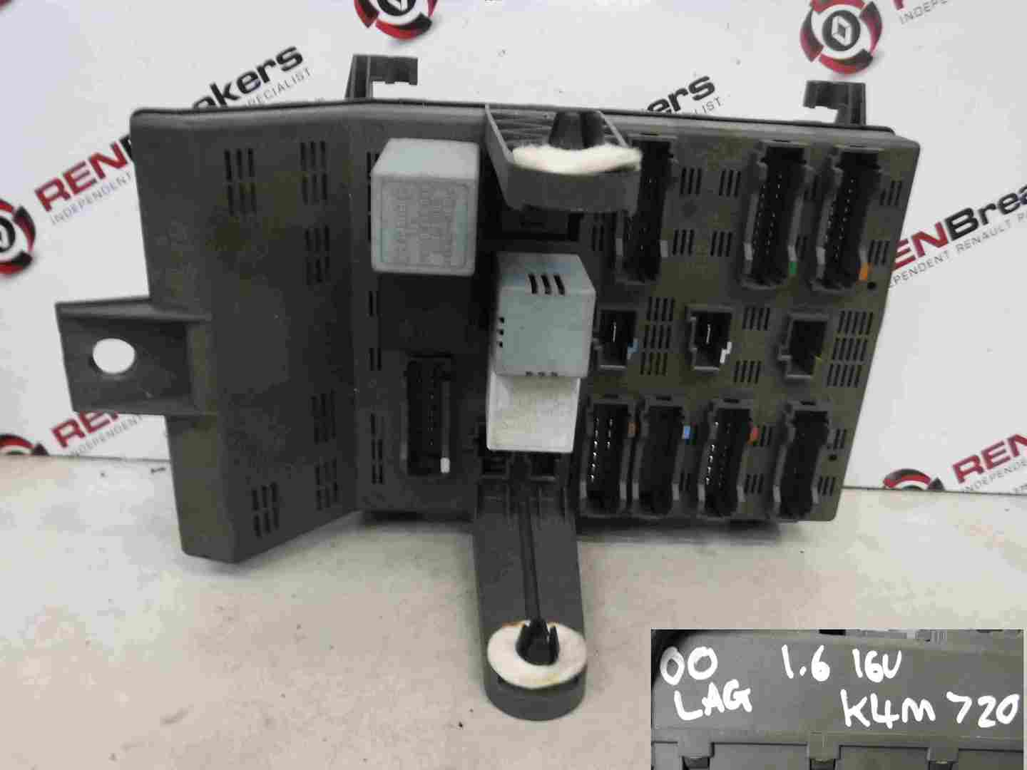 Renault Laguna 1999-2000 Engine Bay Fuse Box