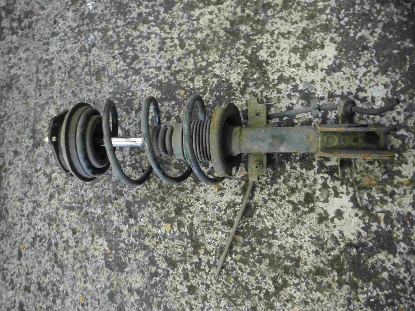 Renault Laguna 2001-2005 1.8 16v NS OS Front Shock Spring Suspension 1