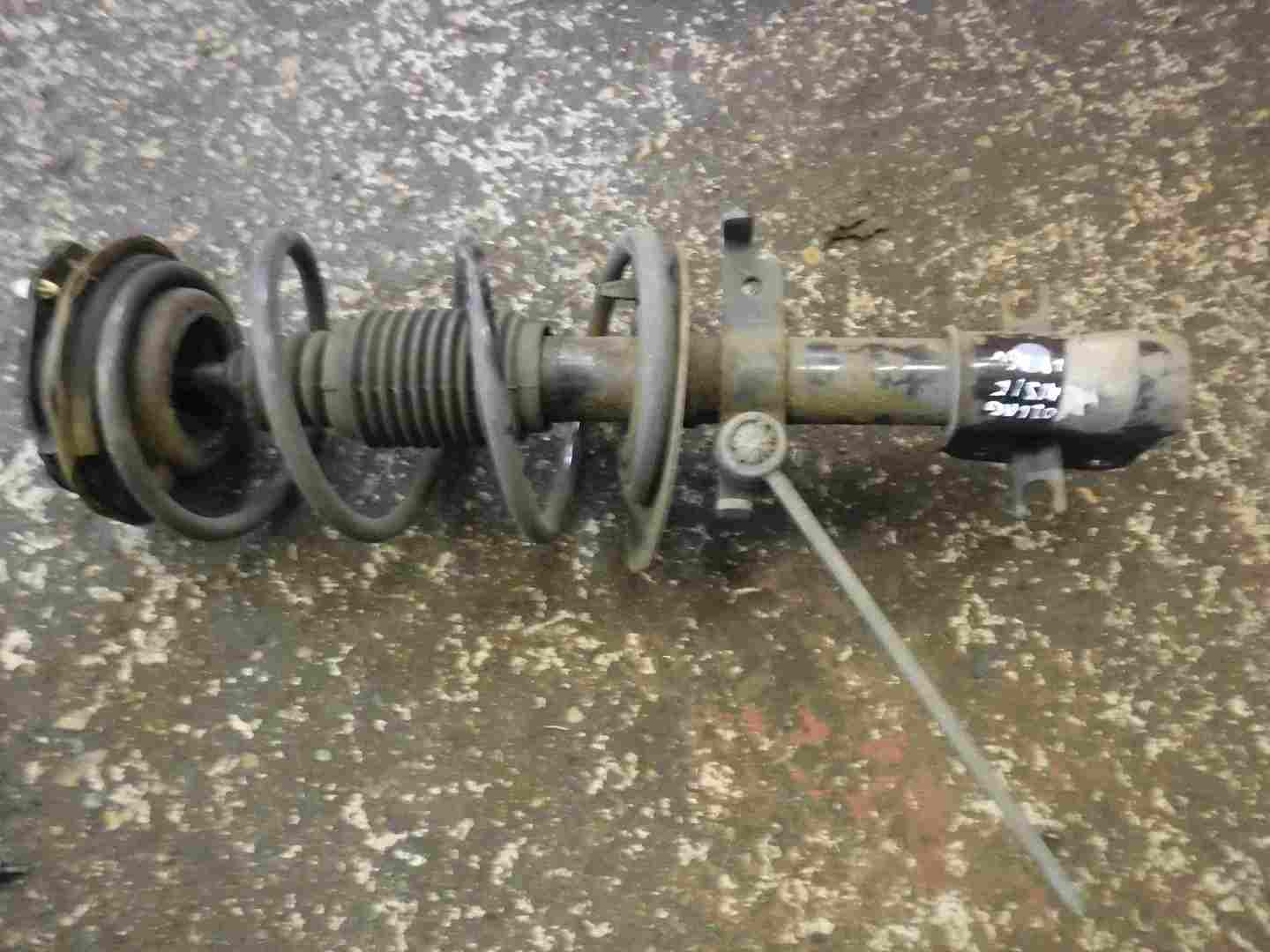 Renault Laguna 2001-2005 1.8 16v Passenger NSF Front Spring Suspension Leg Strut