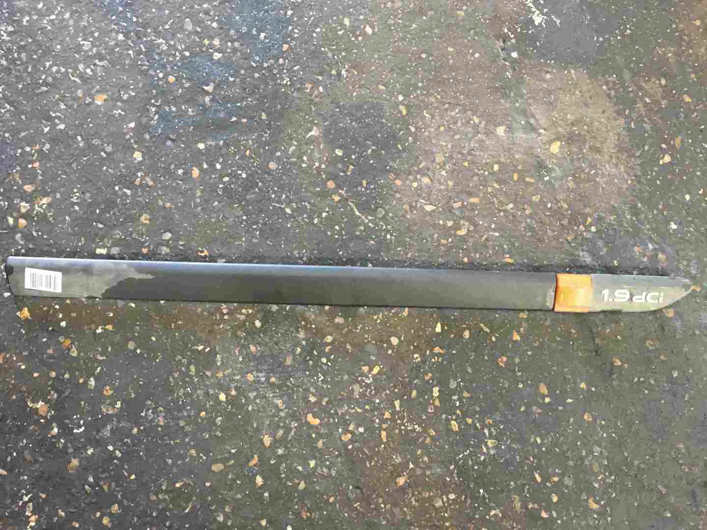 Renault Laguna 2001-2005 1.9 Dci Drivers OSF Front Door Moulding Trim 8200036021
