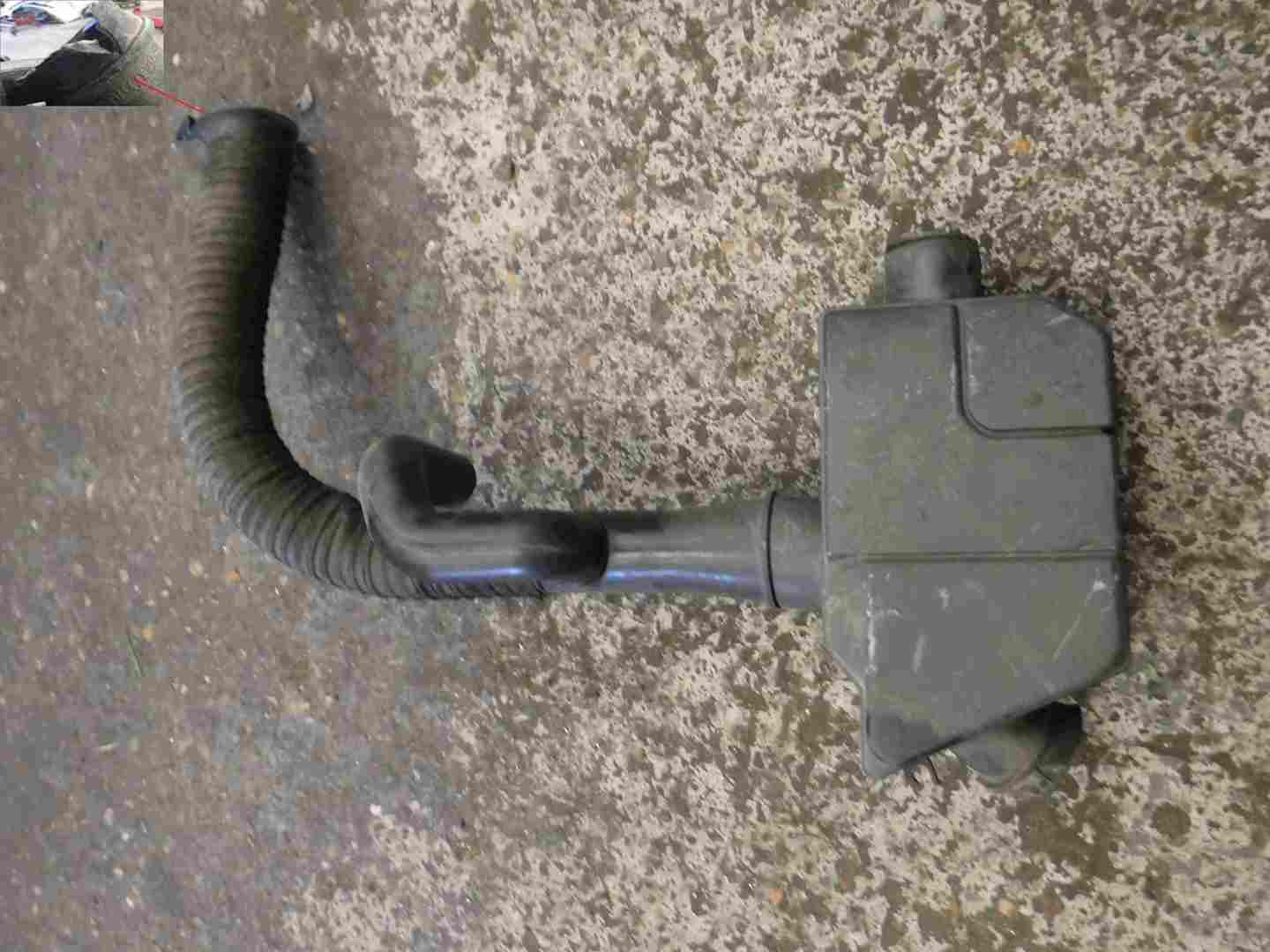 Renault Laguna 2001-2005 2.0 16v Airbox Housing Filter   Intake Pipe