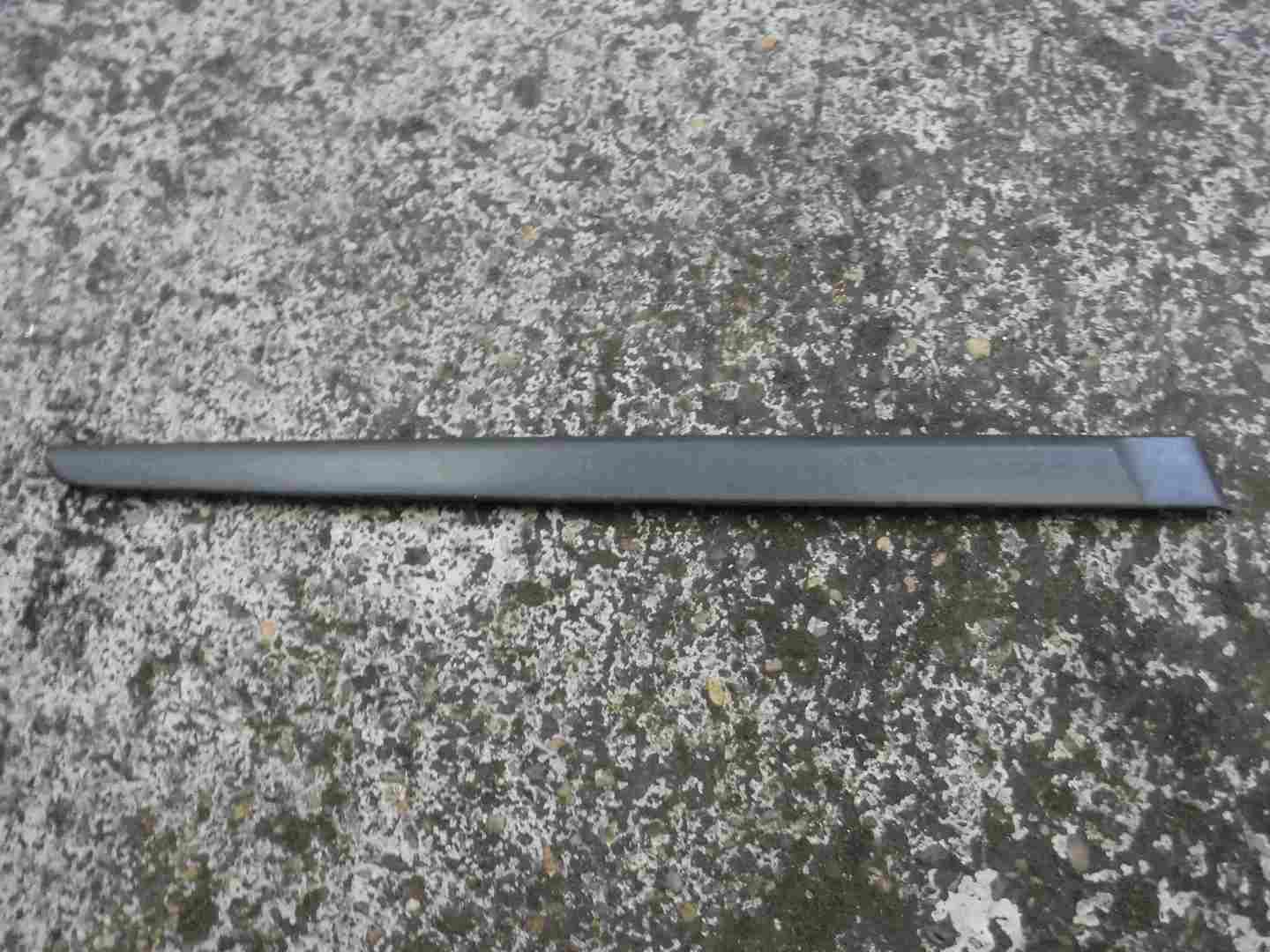 Renault Laguna 2001-2005 Drivers OSR Rear Door Bump Moulding Trim Black
