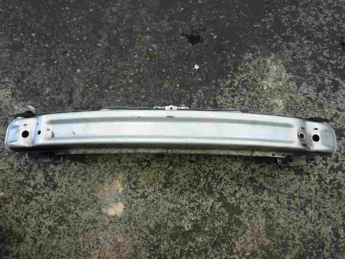Renault Laguna 2001-2005 Front Reinforcement Bar Silver