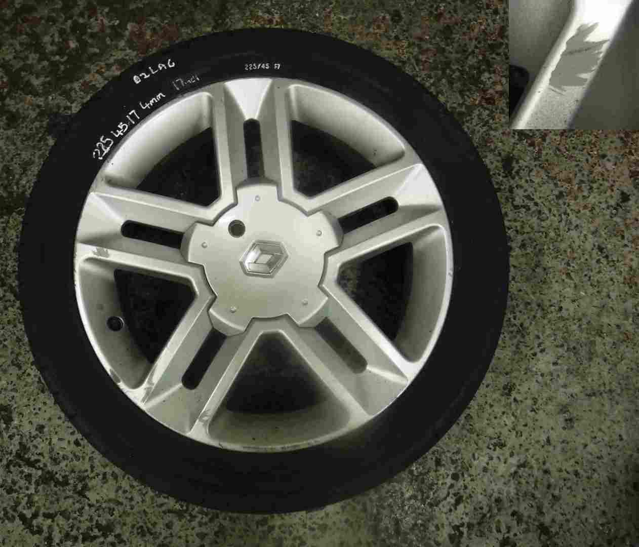 Renault Laguna 2001-2005 Louxor Alloy Wheel + Tyre 225 45 17 4mm