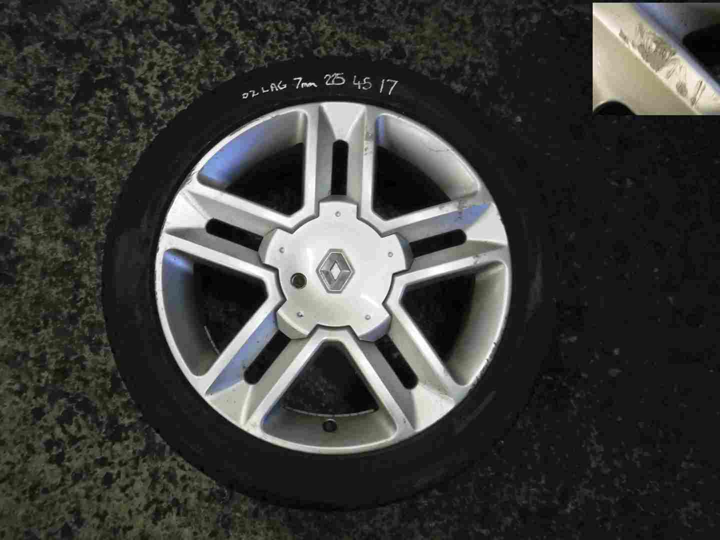 Renault Laguna 2001-2005 Louxor Alloy Wheel + Tyre 225 45 17 7mm