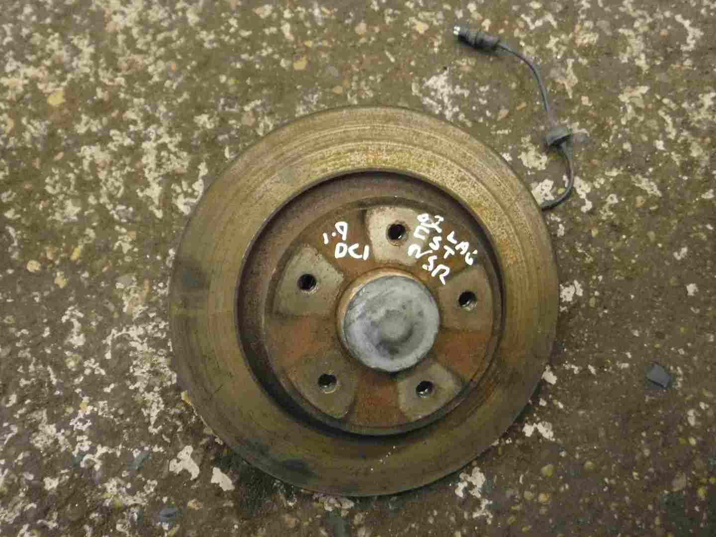Renault Laguna 2001-2005 Passenger NSR Rear Stub Axle Disc Hub