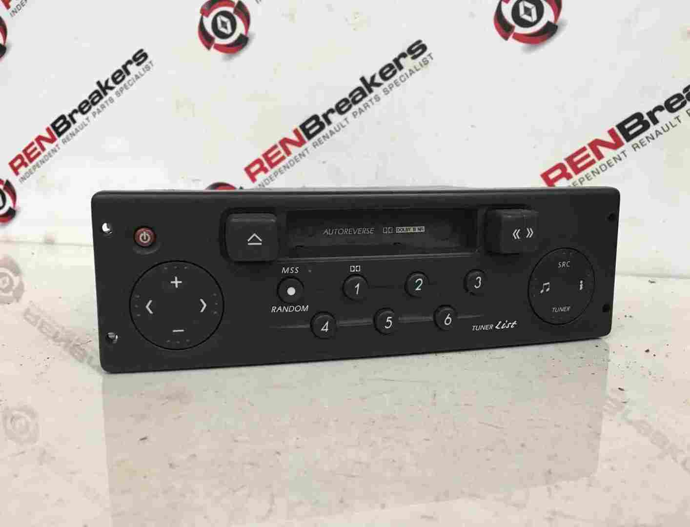 Renault Laguna 2001-2005 Radio Casette Player   Code 8200002606