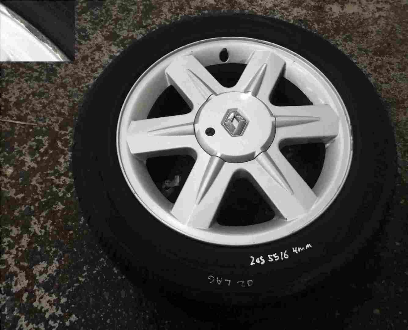 Renault Laguna 2001-2005 Rhodes Alloy Wheel + Tyre 205 55 16 4mm Tread