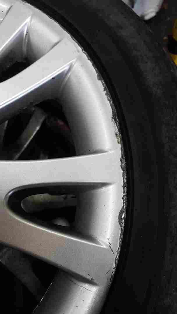 Thumb 3 Renault Laguna 2001-2005 Silverstone Alloy Wheel 3/5