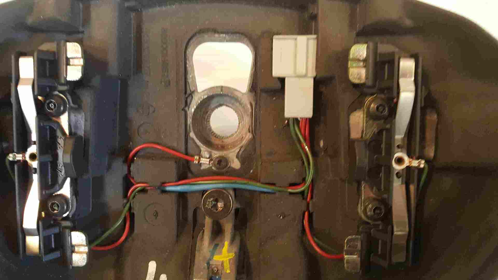 Thumb 4 Renault Laguna 2001-2005 Steering Wheel 8200014667
