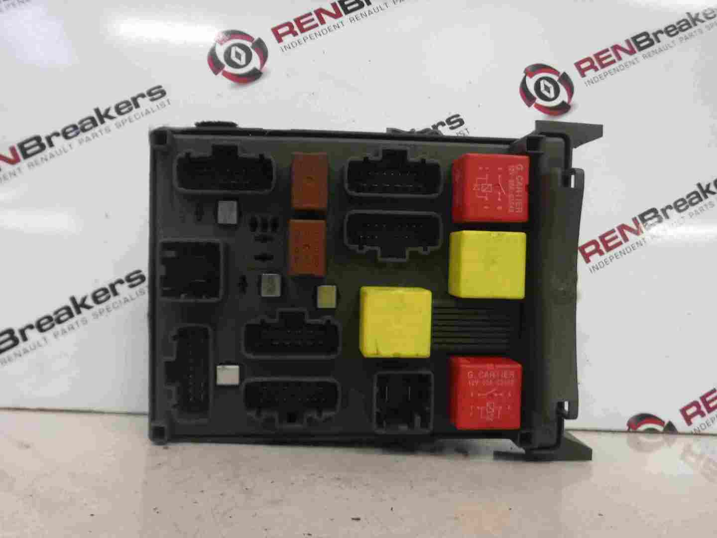Renault Laguna 2001-2005 Underdash Fuse Box Relay Board Computer