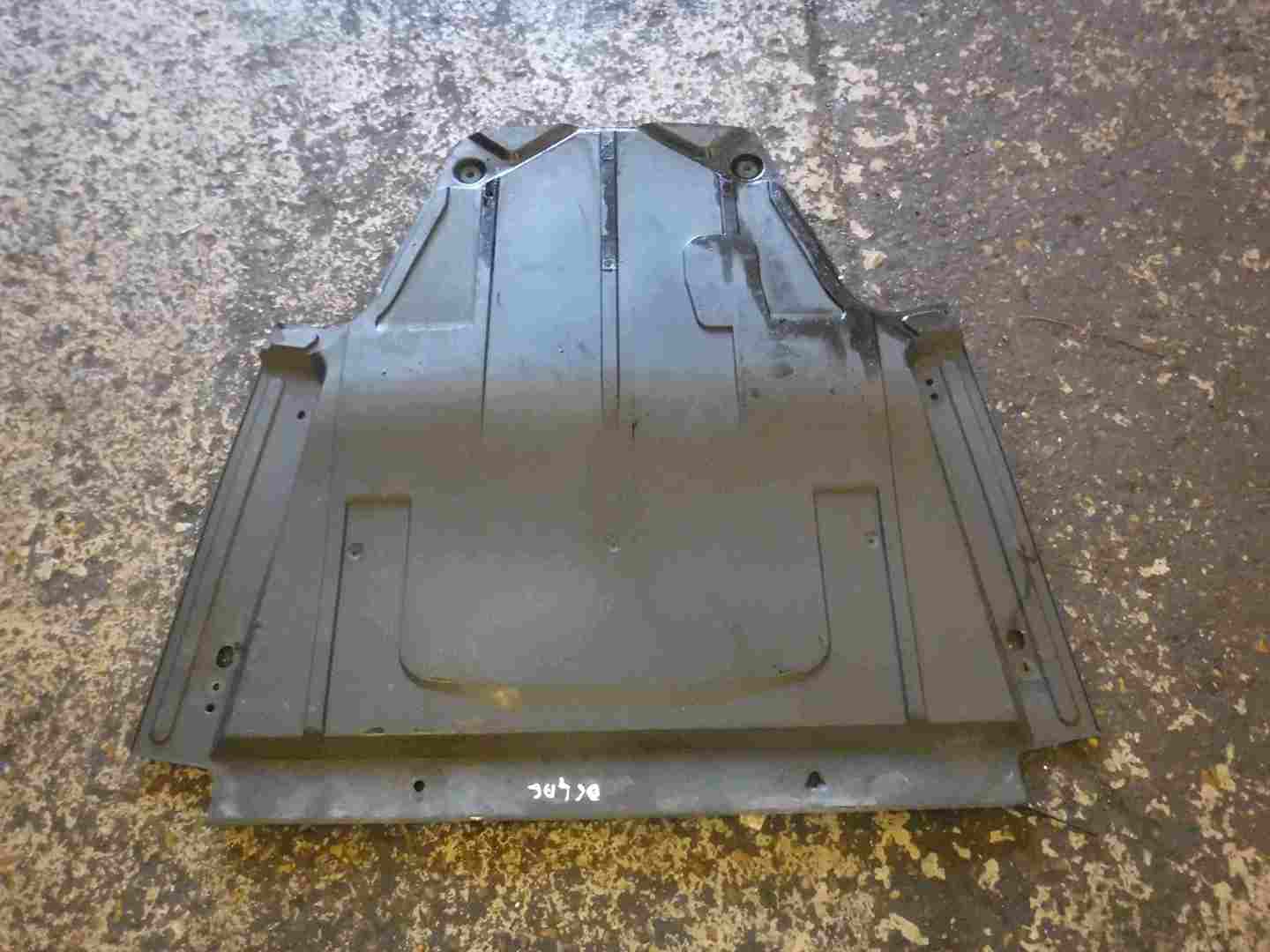 Renault Laguna 2001-2006 1.9 dCi Engine Undertray Drip Try Cover