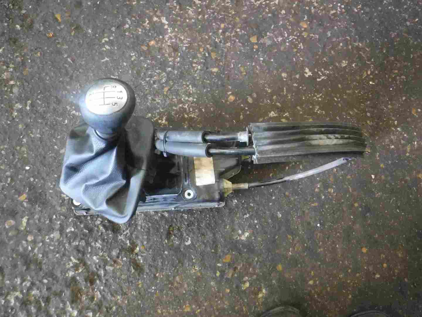Renault Laguna 2001-2007 Gearstick Mechanism + Cables Linkages 6 Speed