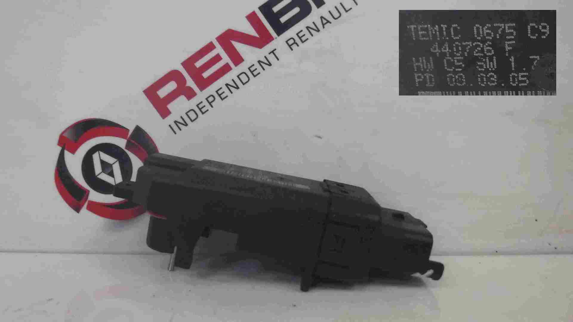 Renault Laguna 2001-2007 Passenger NSR Rear Window Module TEMIC 440726
