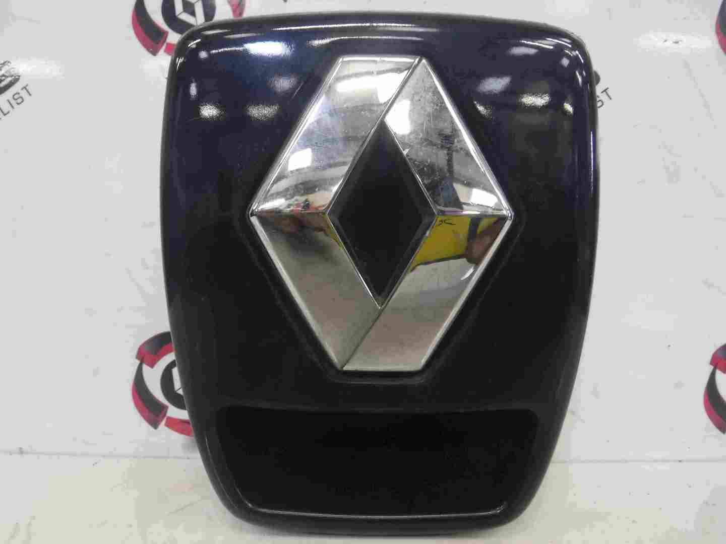 Renault Laguna 2001-2007 Rear Tailgate Boot Surround Button