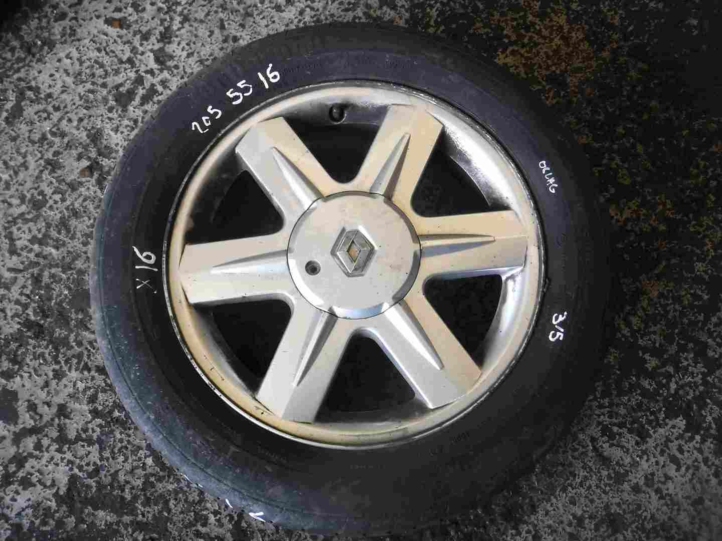 Renault Laguna 2001-2007 Rhodes Alloy Wheel + Tyre 16inch