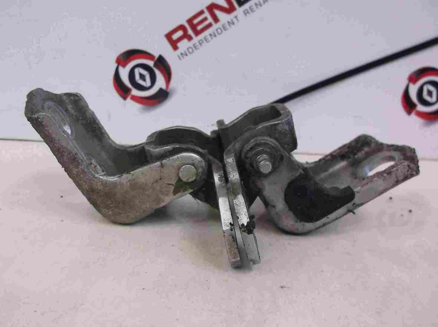 Renault Laguna 2005-2007 Drivers OSF Front Door Hinges Silver