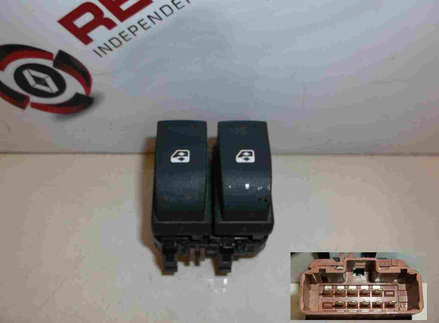 Renault Laguna 2005-2007 Drivers OSF Front (REAR) Electric Window Switch