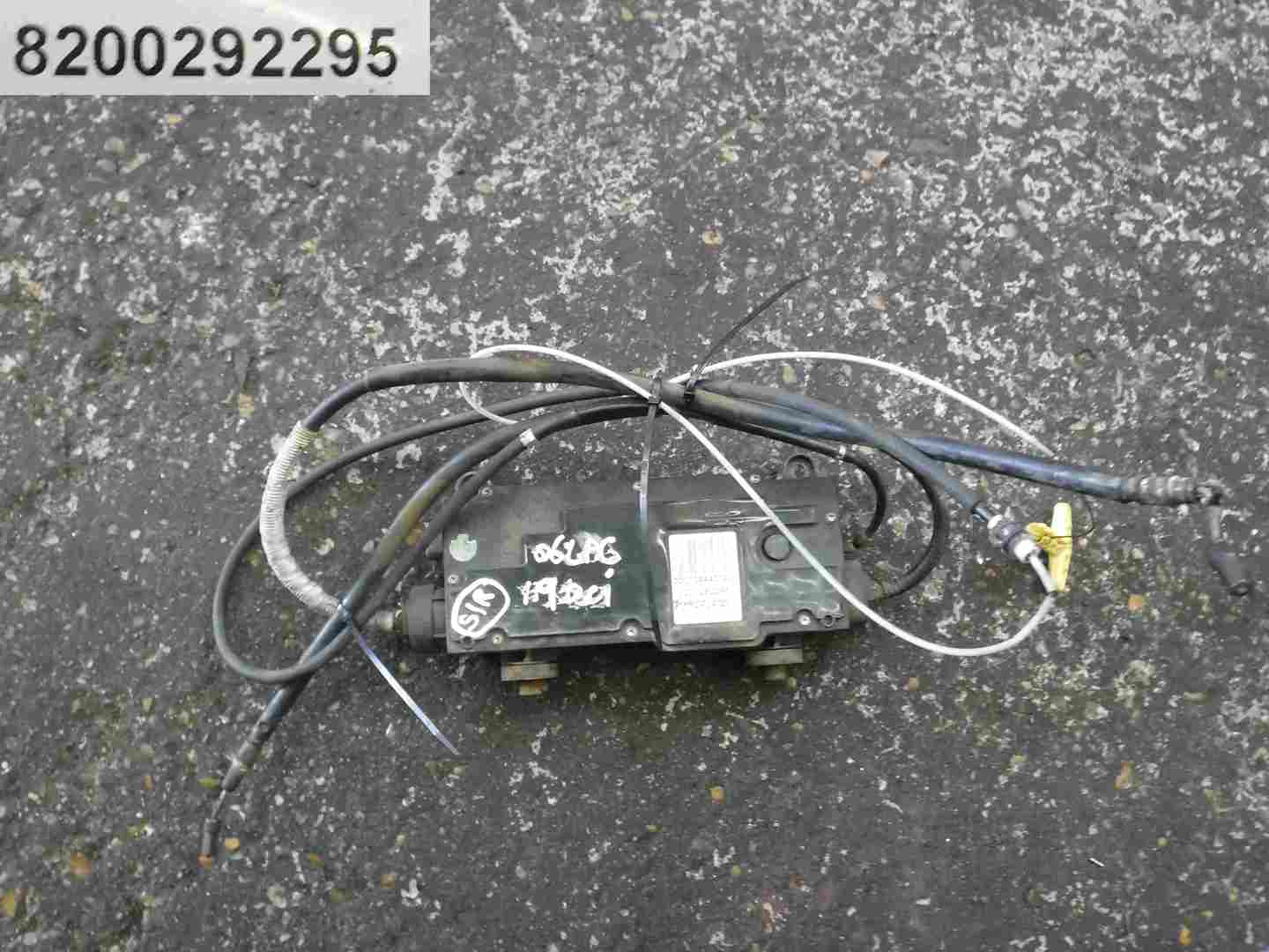 Renault Laguna 2005-2007 Electronic Handbrake Motor + Cables BROKEN