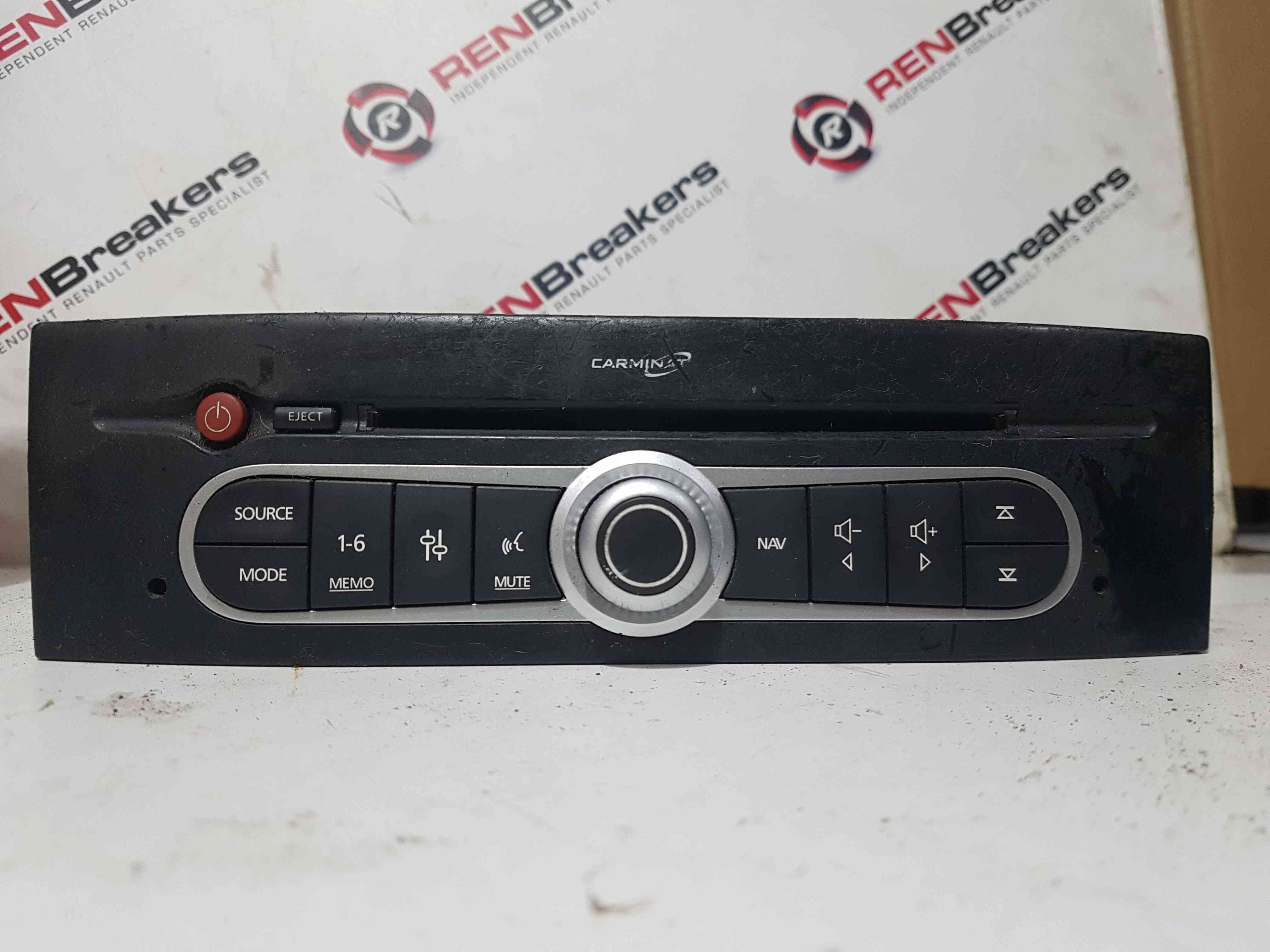 Renault Laguna 2005-2007 Radio SAT Nav Head Unit 8200514871