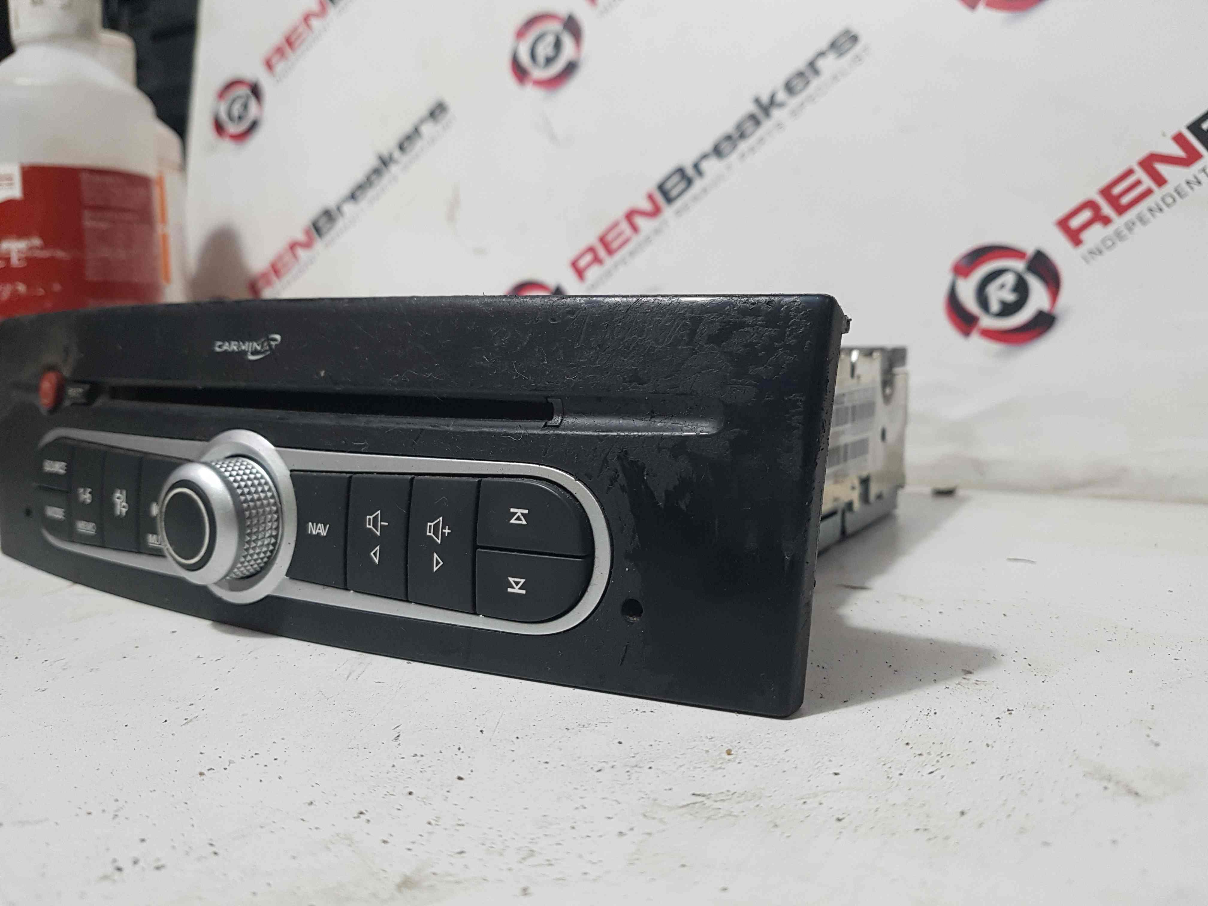 Thumb 3 Renault Laguna 2005-2007 Radio SAT Nav Head Unit 8200514871