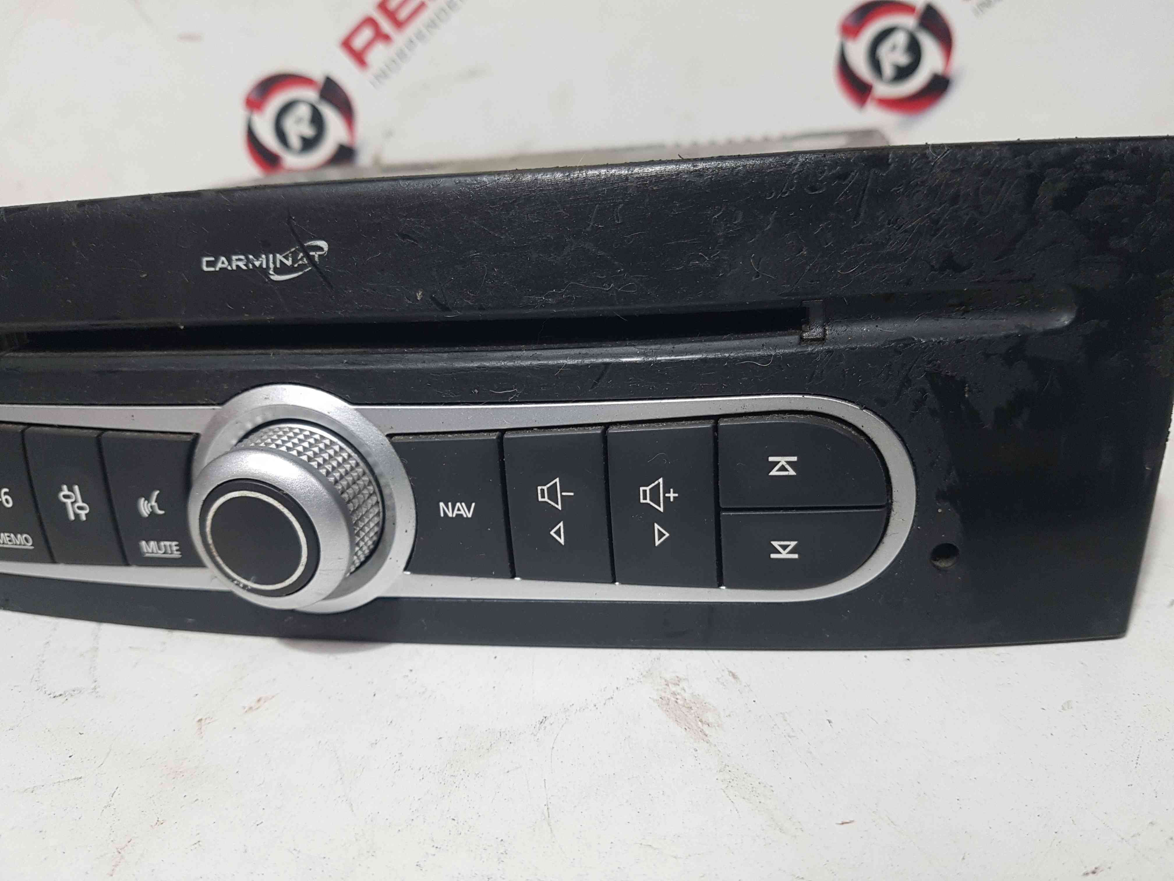 Thumb 6 Renault Laguna 2005-2007 Radio SAT Nav Head Unit 8200514871