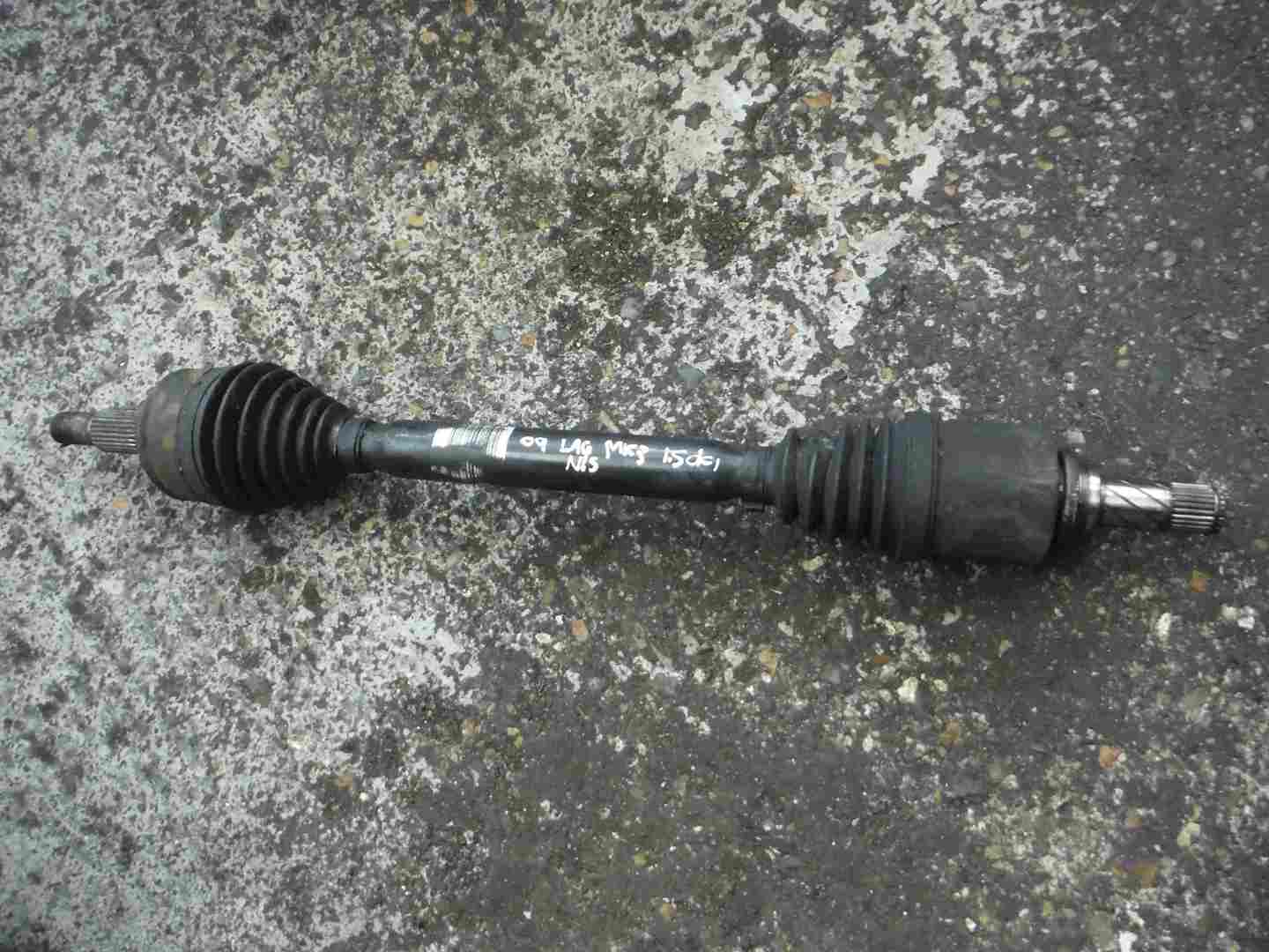 Renault Laguna 2007-2010 1.5 dCi Passenger NS Drive Shaft