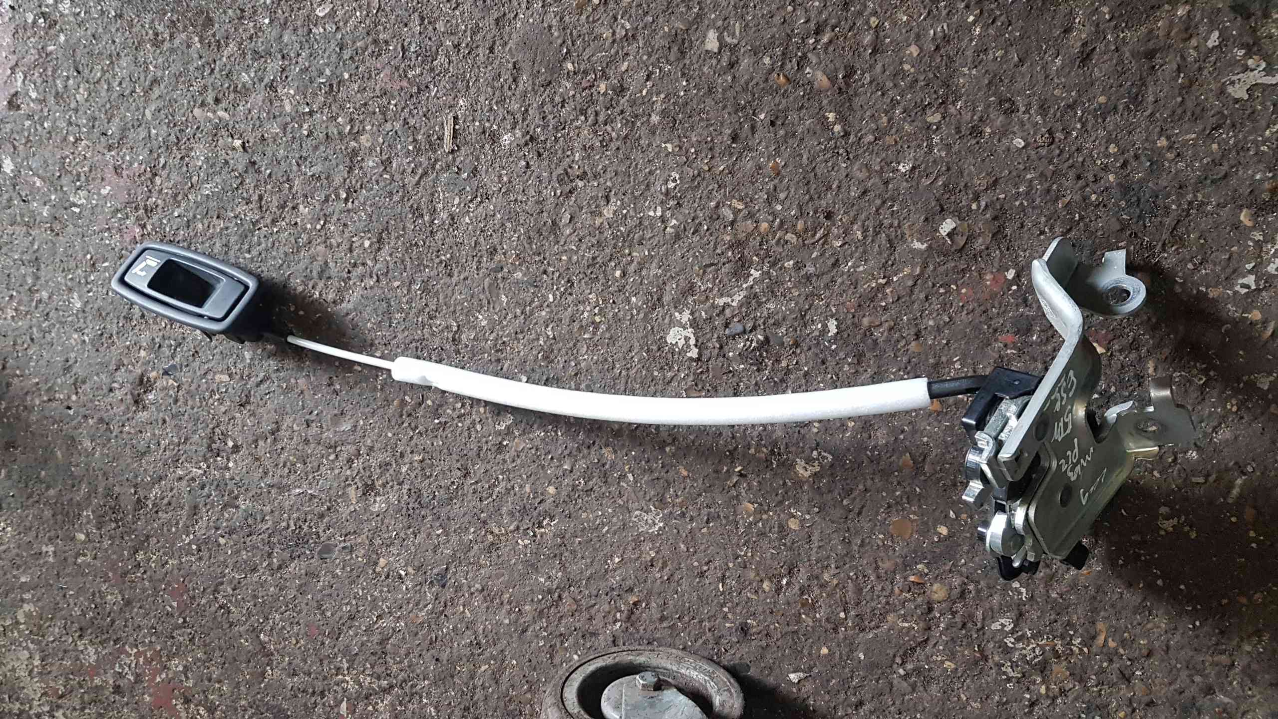 Renault Laguna 2007-2010 Drivers OSR Rear Seat Handle Release Pull Mechanism EST