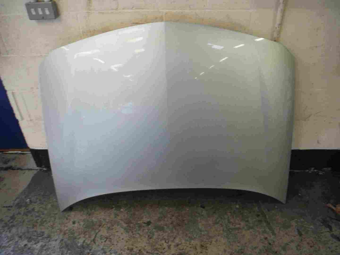 Renault Laguna 2005-2007 Front Bonnet Silver TED69
