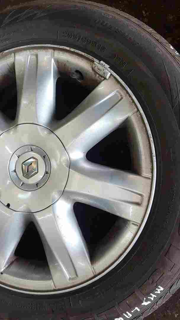 Thumb 2 Renault Laguna 2007-2010 Paradise Alloy Wheel Standard  Tyre 205 60 16 6Mm Inch 