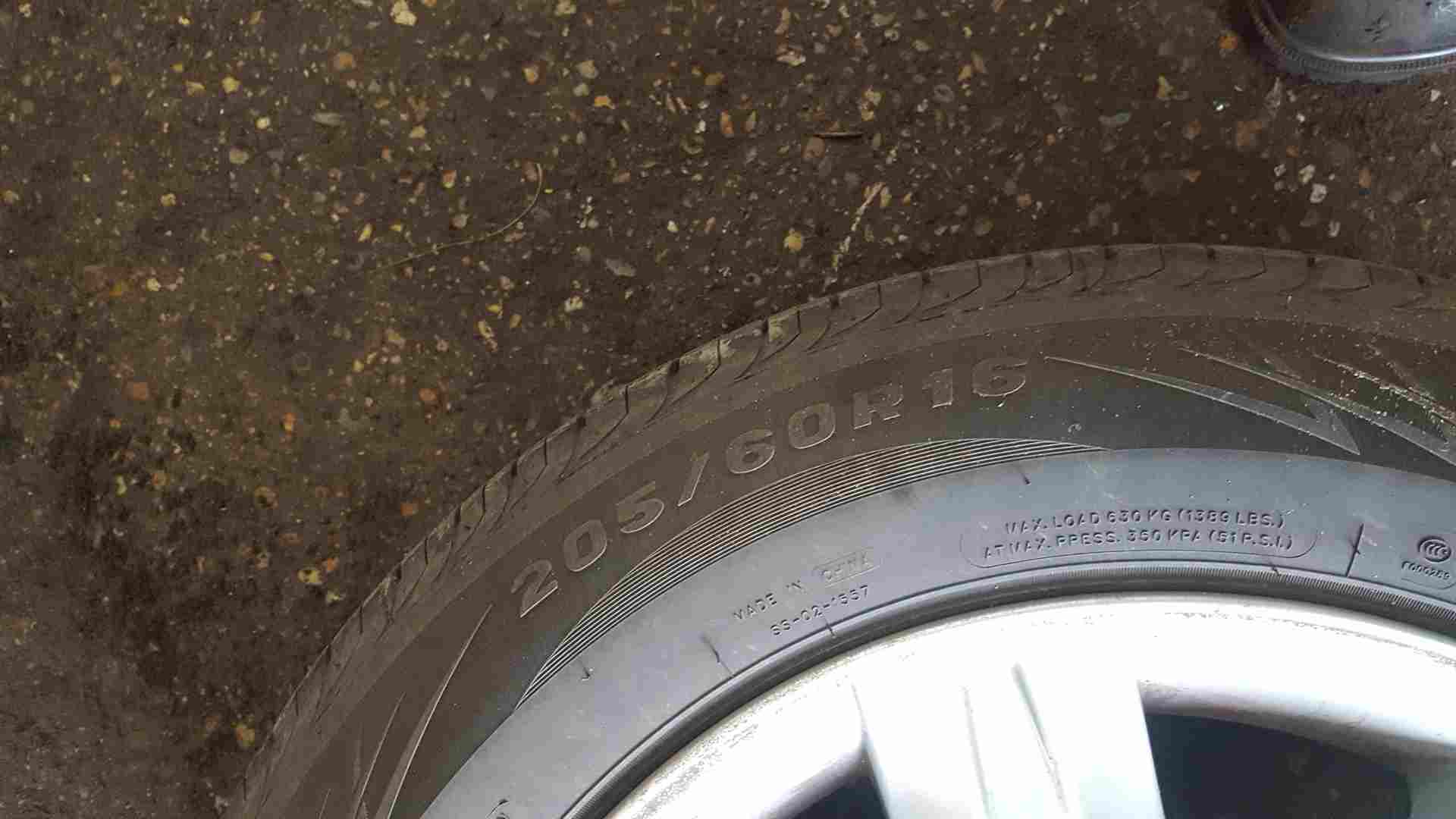 Thumb 8 Renault Laguna 2007-2010 Paradise Standard Alloy Wheel Tyre 205 60 16 6Mm Inch 
