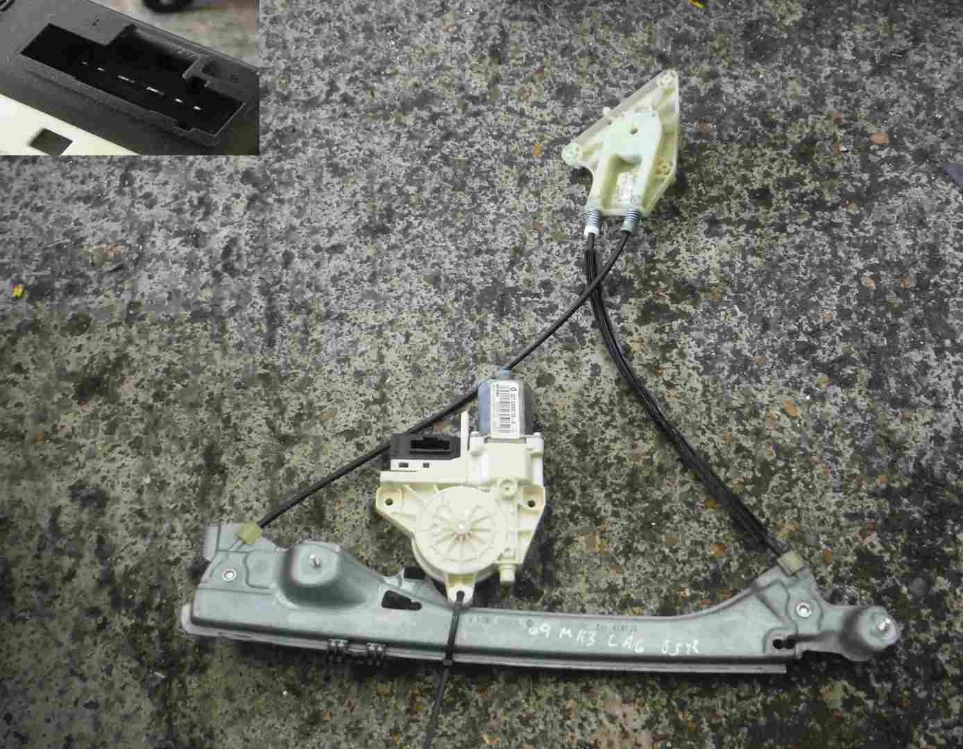 Renault Laguna 2007-2012 Drivers OSR Rear Window Motor   Regulator