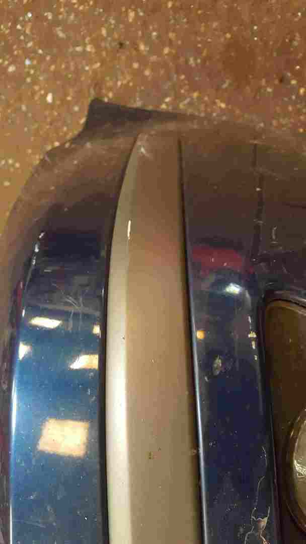 Thumb 2 Renault Laguna Est 2001-2005 Front Bumper Blue TED44