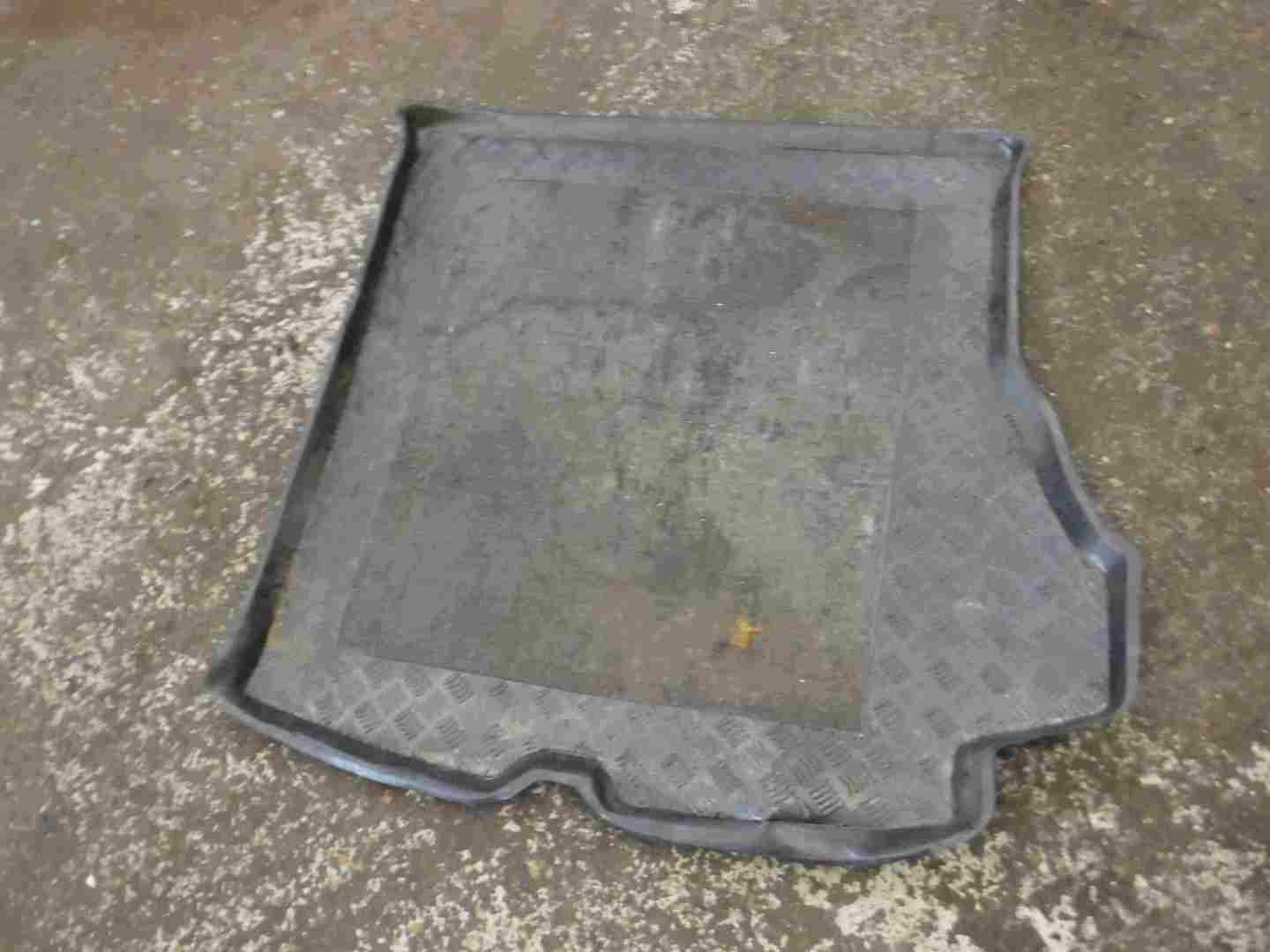 Renault Laguna Estate 2001-2005 Boot Carpet Liner Cover