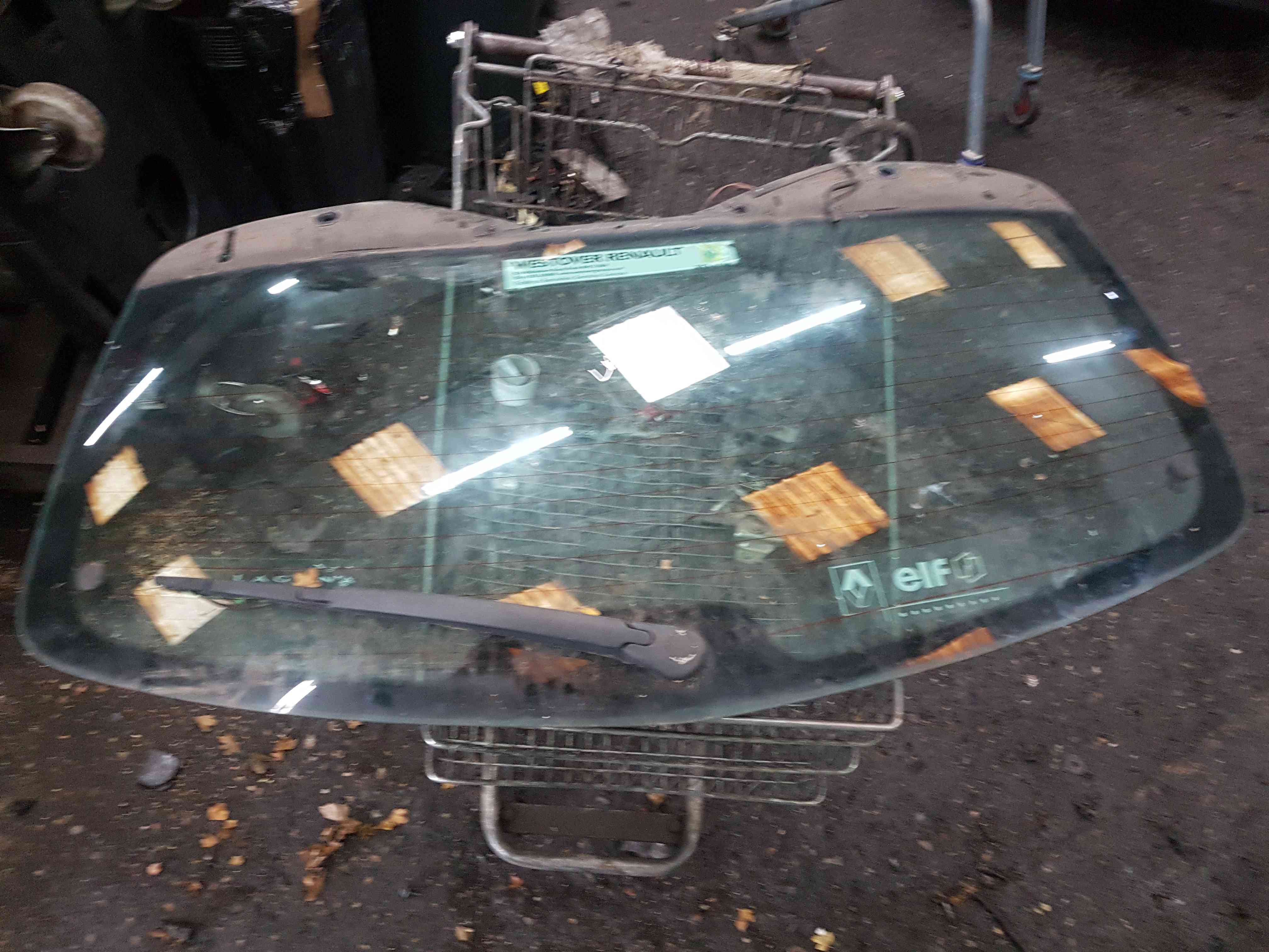 Thumb 2 Renault Laguna Estate 2001-2005 Boot Glass