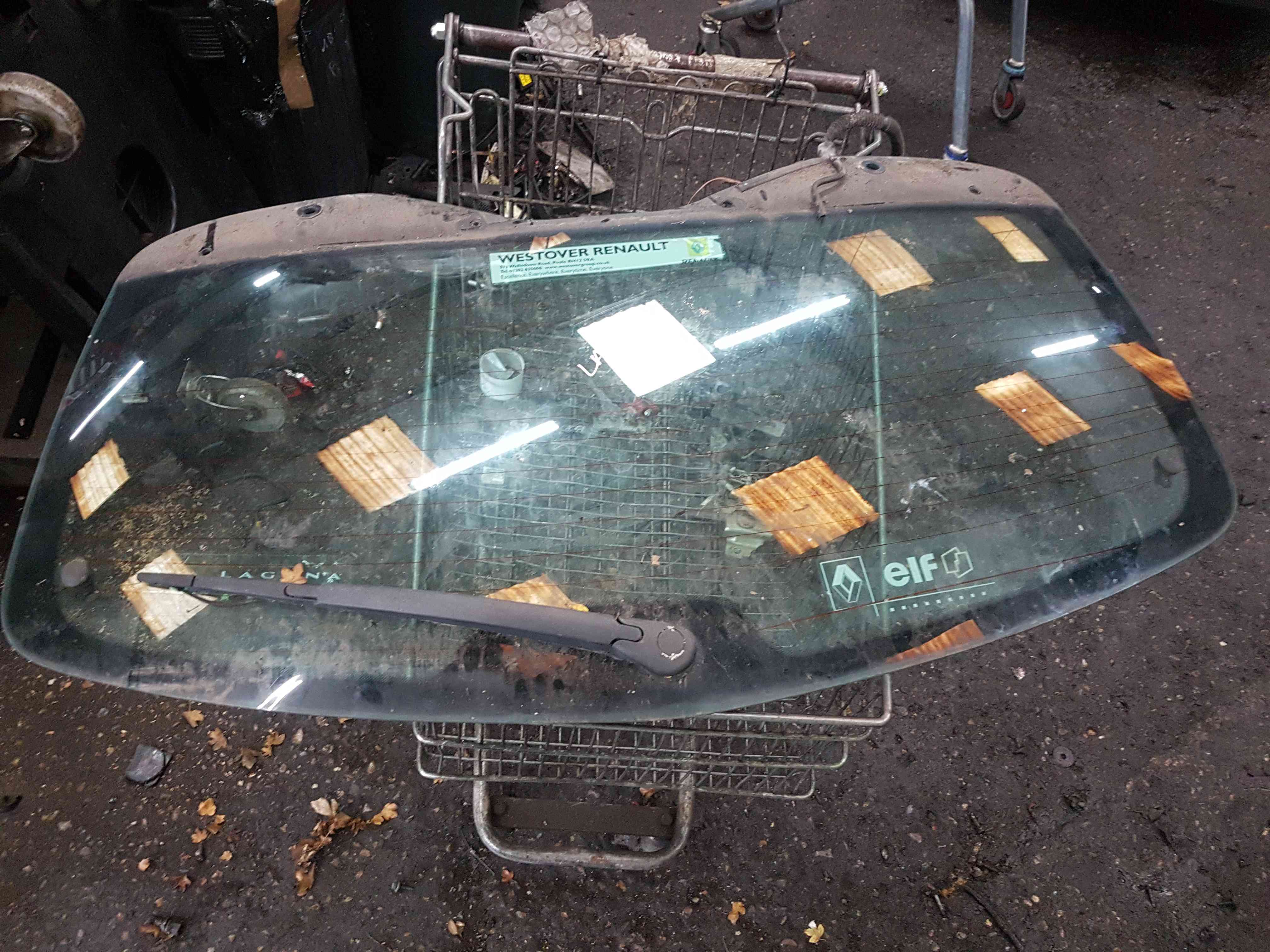 Thumb 3 Renault Laguna Estate 2001-2005 Boot Glass