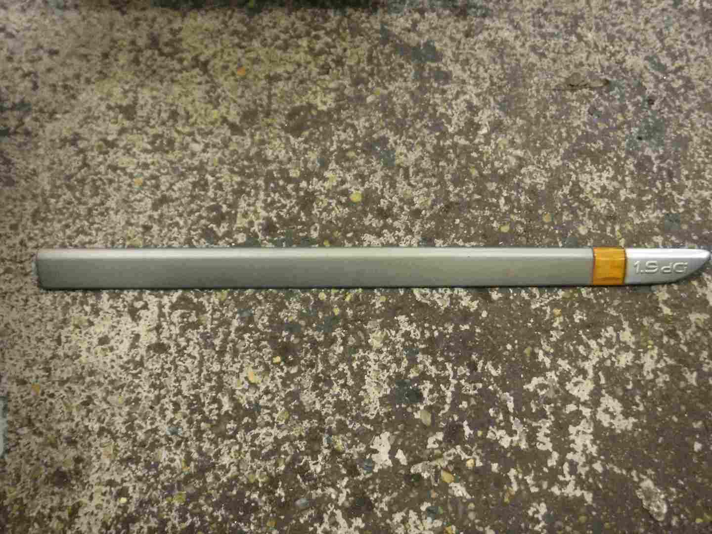 Renault Laguna Estate 2001-2005 Drivers OSF Front Bump Door Moulding Trim