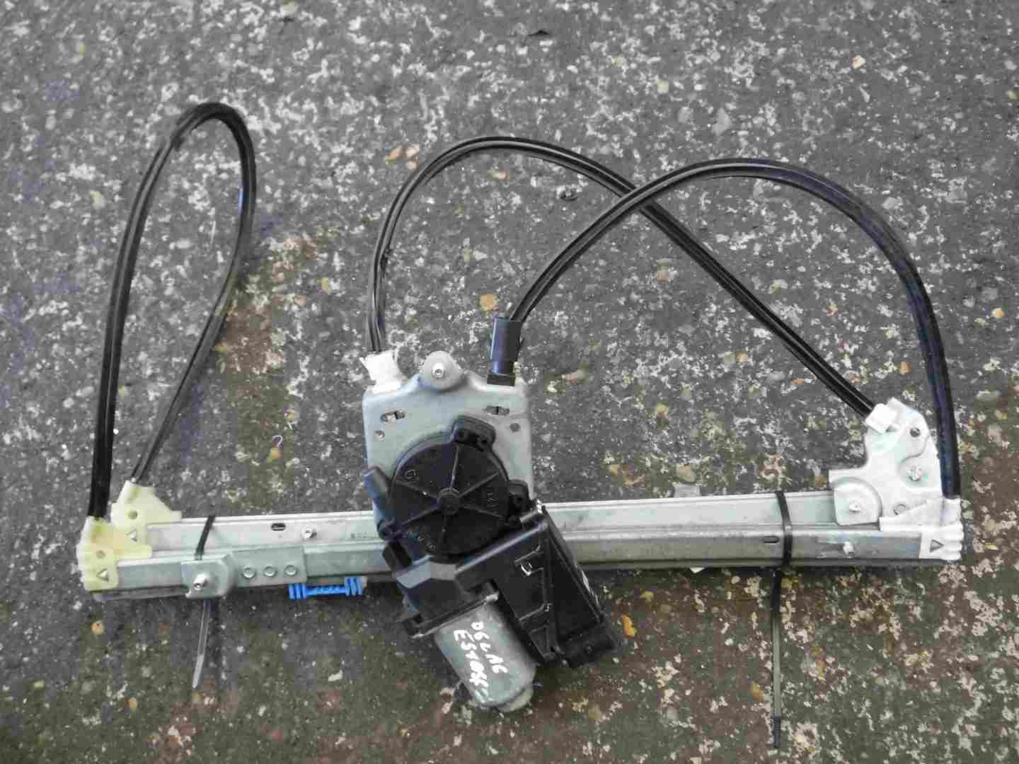 Renault Laguna 2001-2005 Drivers OSF Front Window Motor Regulator 6pin