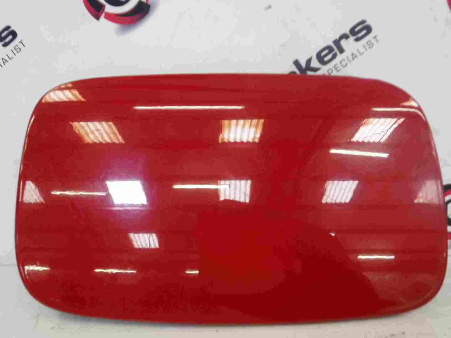 Renault Laguna Estate 2001-2005 Fuel Flap Cover Red OV731 8200002161