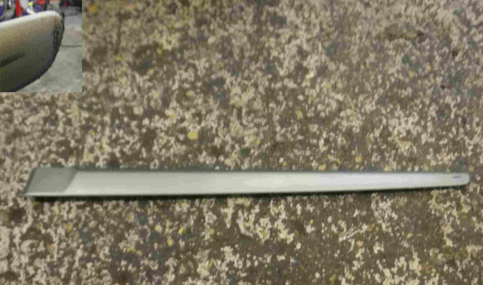 Renault Laguna Estate 2001-2005 Passenger NSR Rear Door Bump Trim Moulding