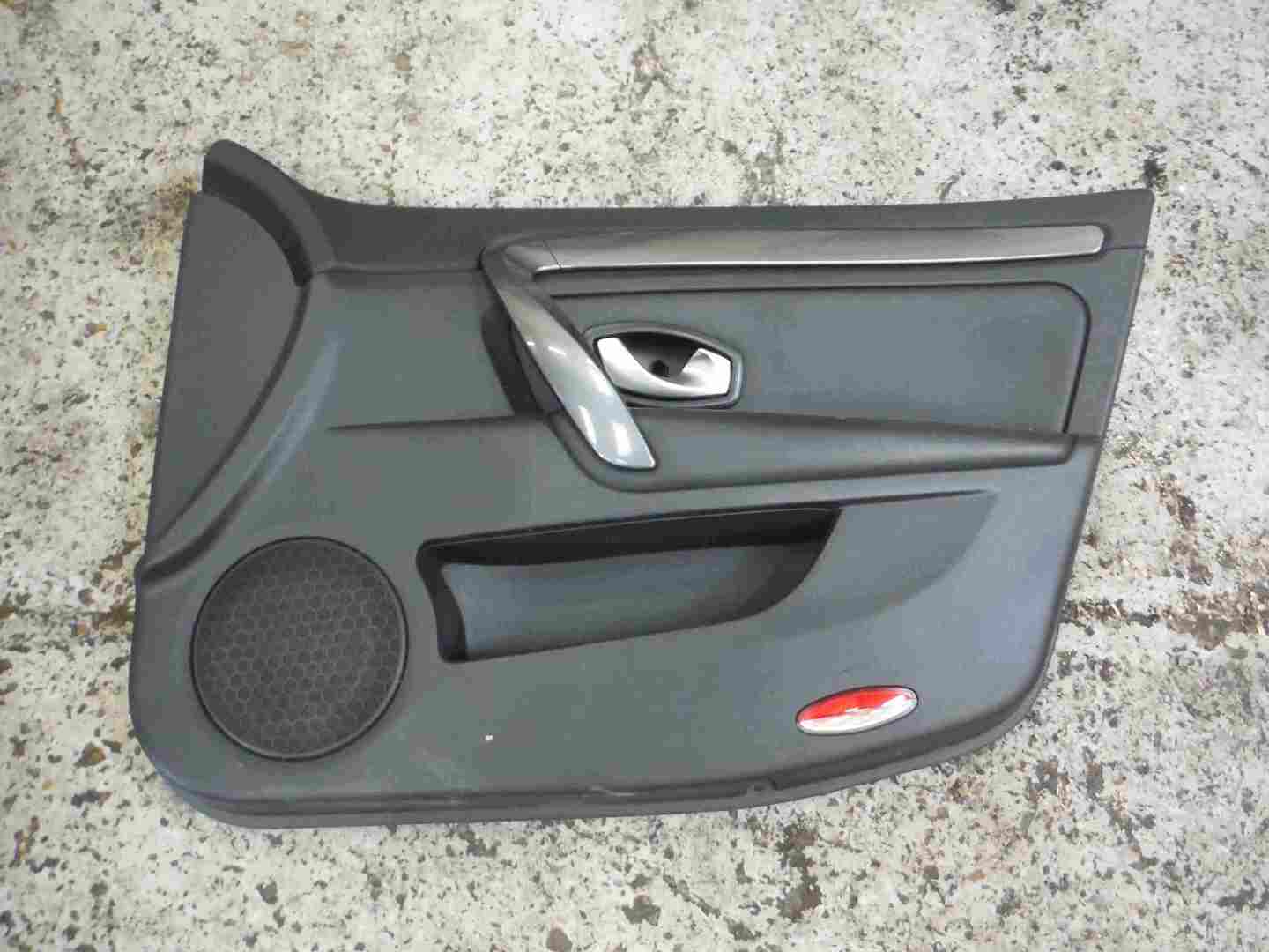 Renault Laguna Estate 2007-2010 Drivers OSF Front Door Card